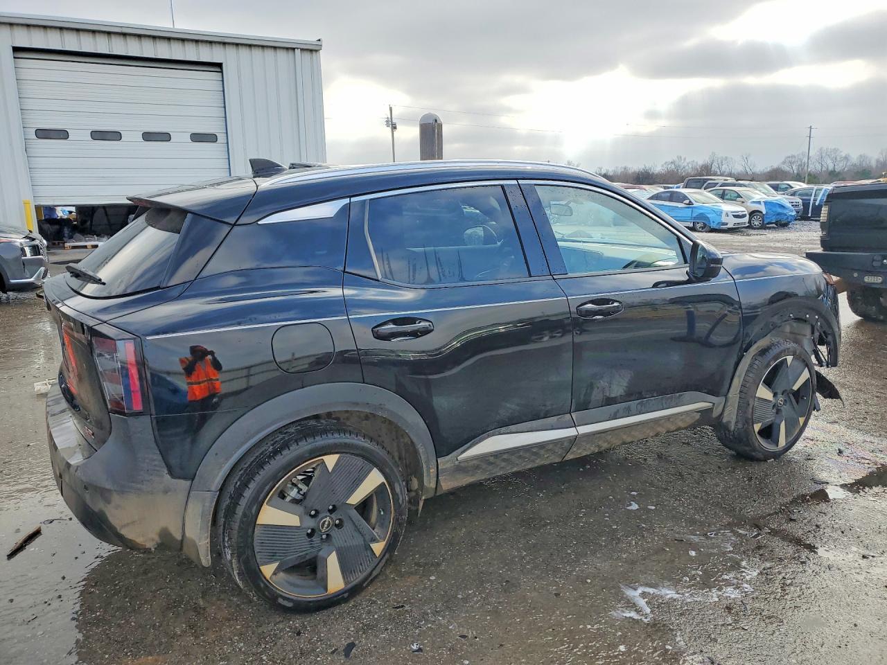 2025 Nissan Kicks Sr - zdjęcie 3