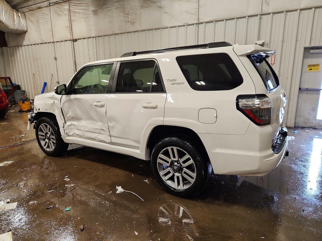 2022 Toyota 4Runner Trd Sport - zdjęcie 2