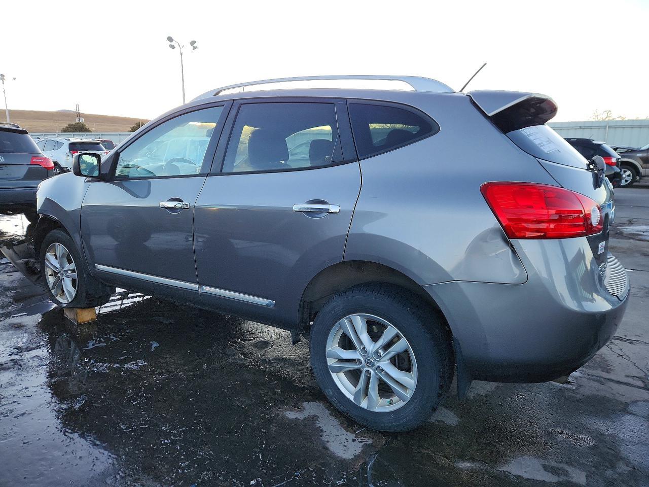 2015 Nissan Rogue Select S - zdjęcie 2