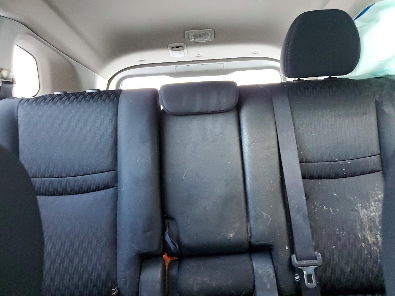 2019 Nissan Rogue S - zdjęcie 10