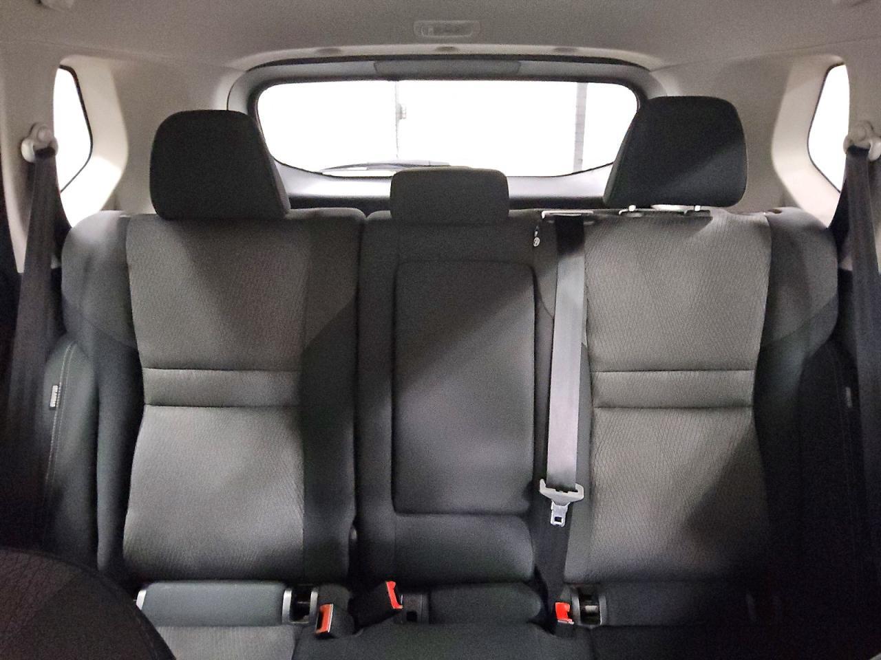 2024 Nissan Rogue Sv - zdjęcie 10