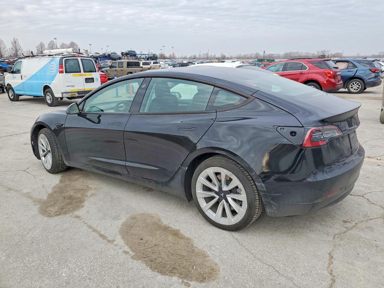 2022 Tesla Model 3 - zdjęcie 2