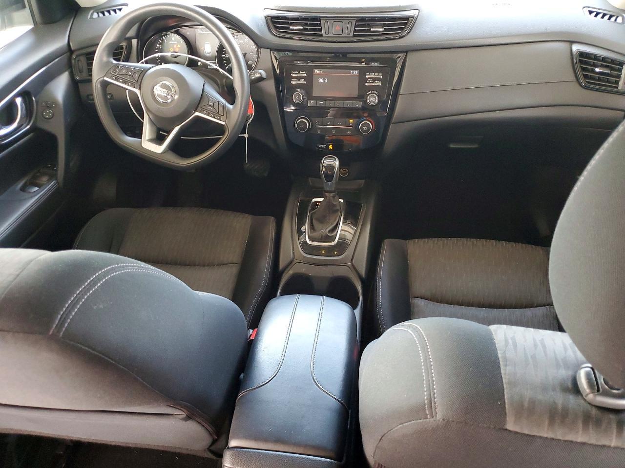 2017 Nissan Rogue S - zdjęcie 8