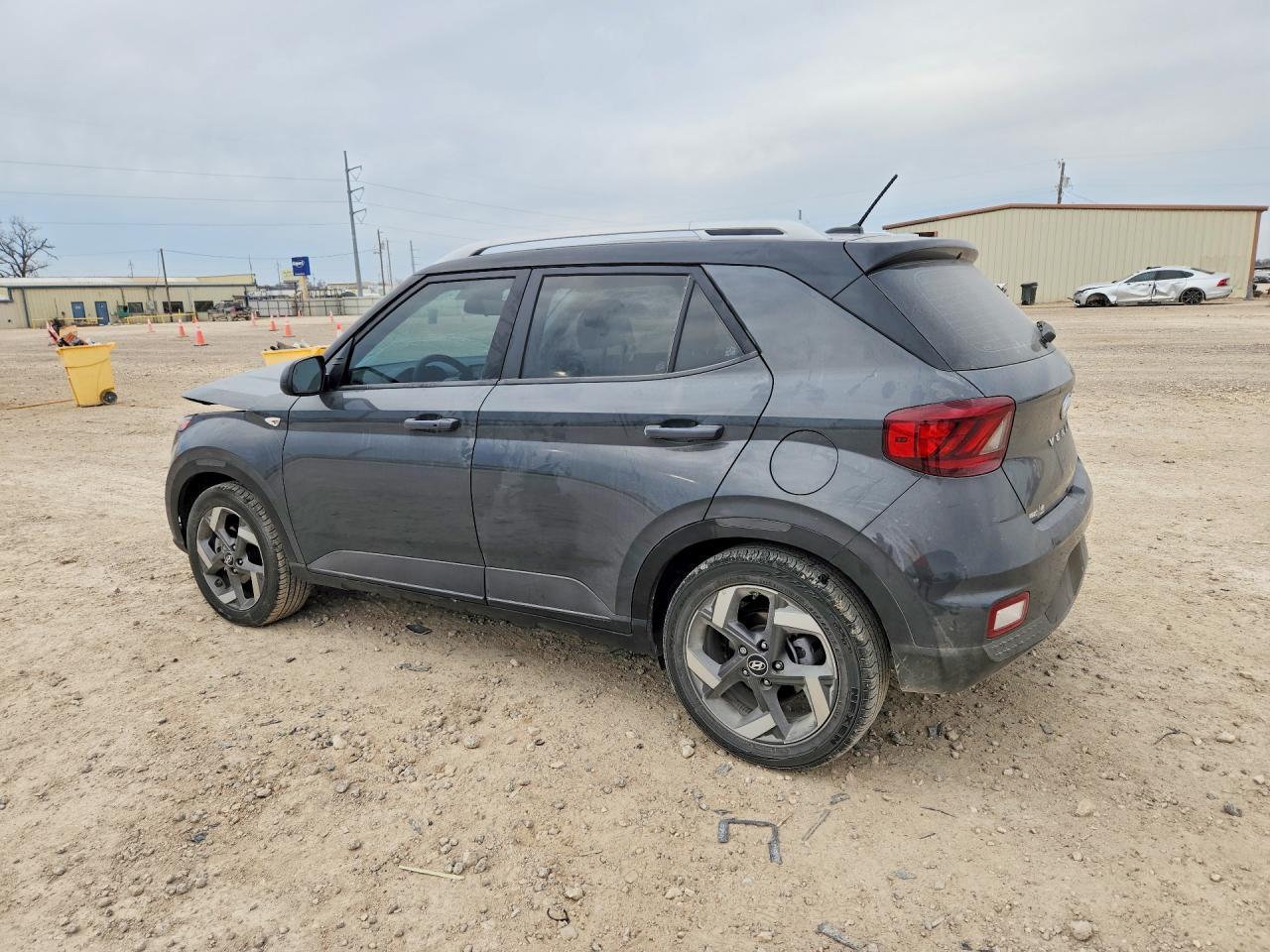 2025 Hyundai Venue Sel - zdjęcie 2