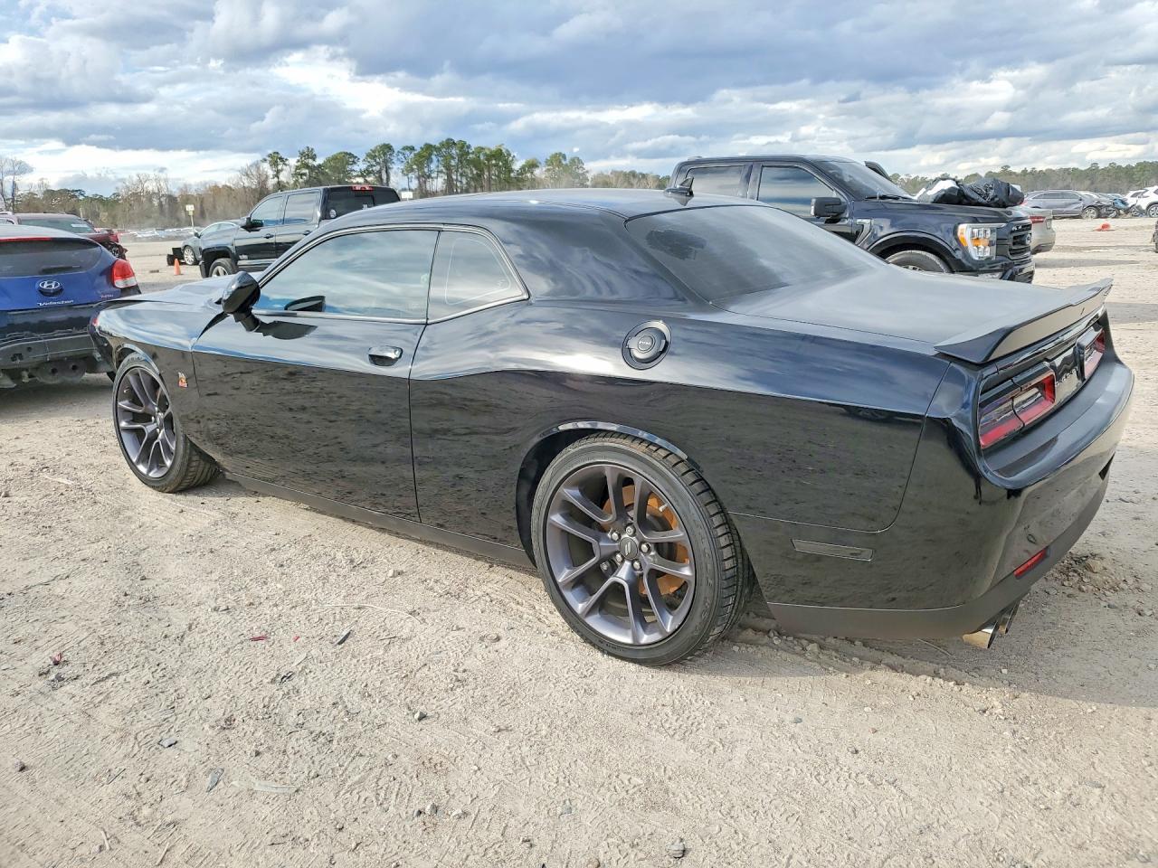 2023 Dodge Challenger R/T Scat Pack - zdjęcie 2