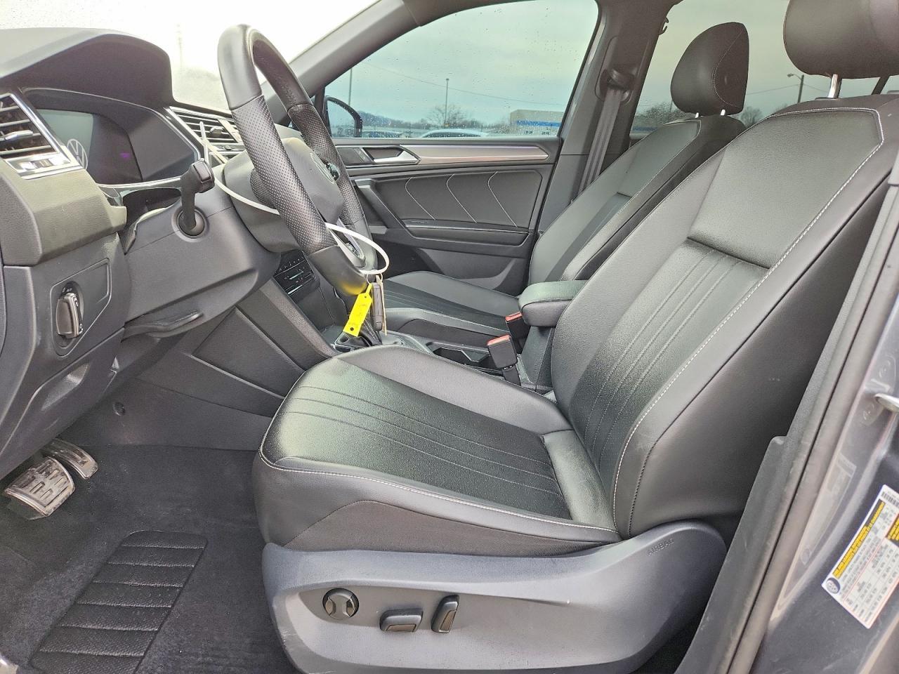 2024 Volkswagen Tiguan Se R-Line Black - zdjęcie 7