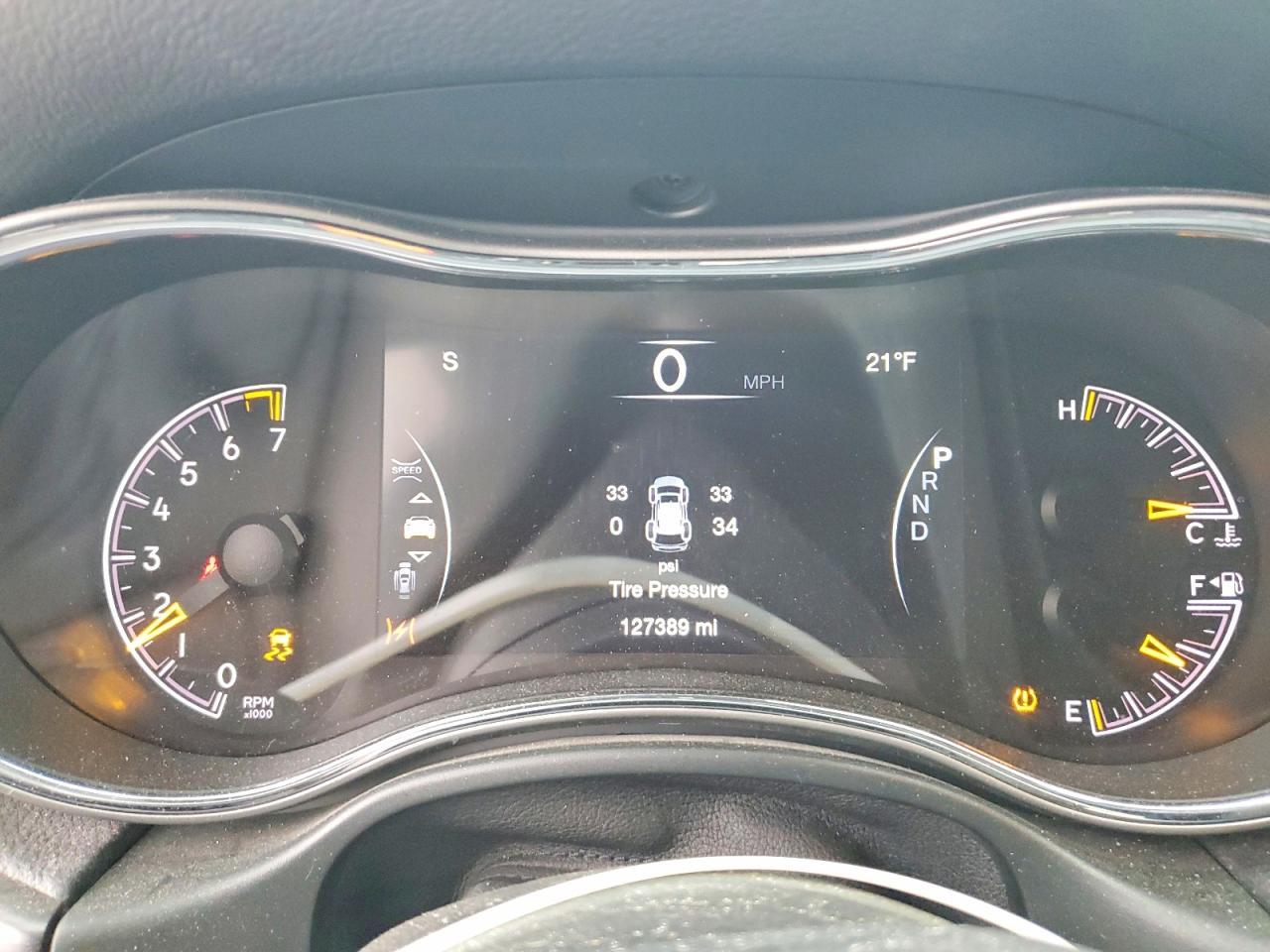 2021 Jeep Grand Cherokee Limited - zdjęcie 9