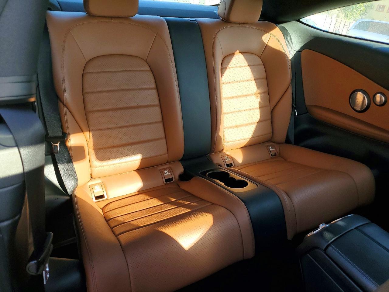 2020 Mercedes-Benz C 300 - zdjęcie 10