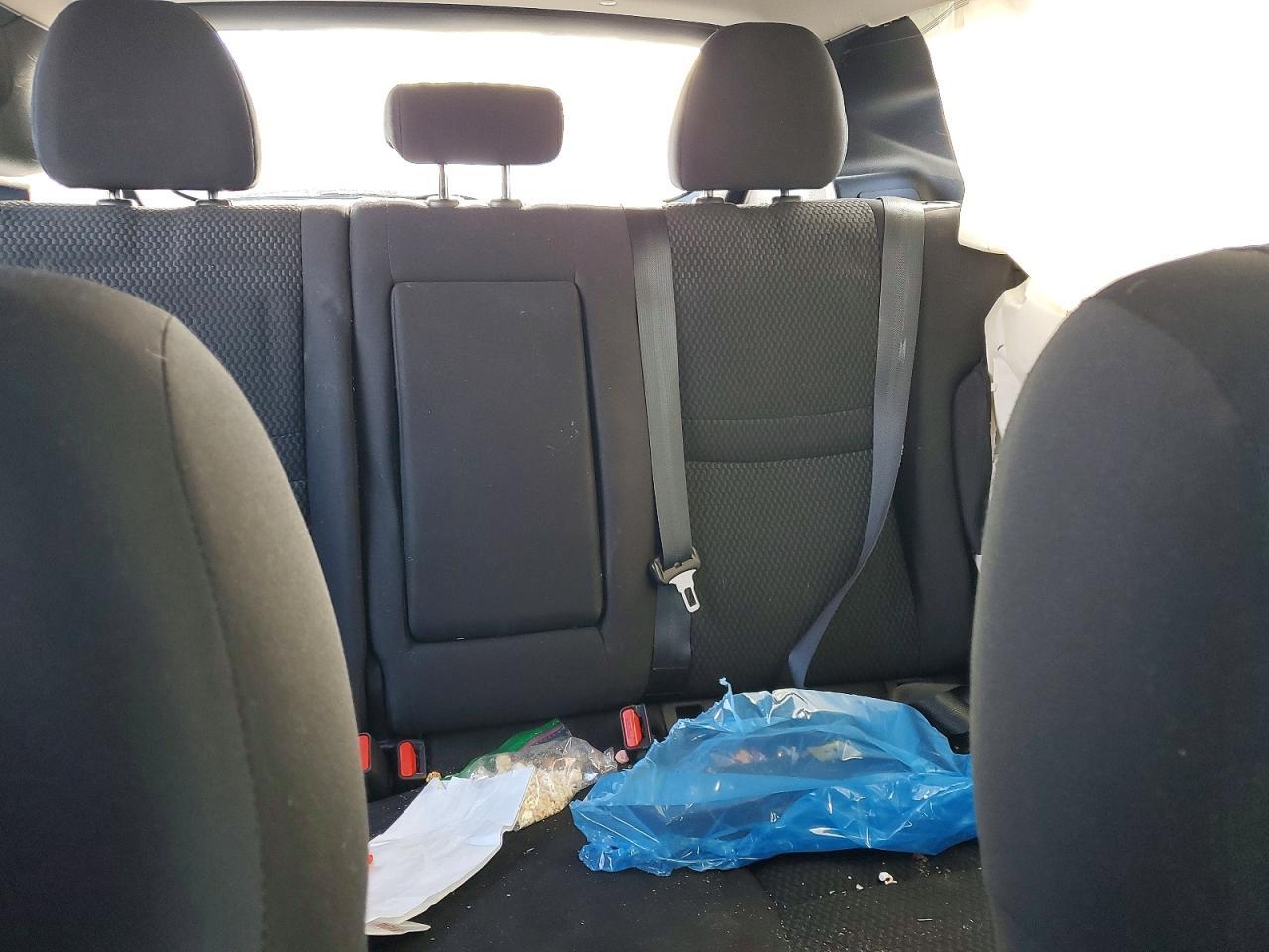 2020 Nissan Rogue Sport S - zdjęcie 10