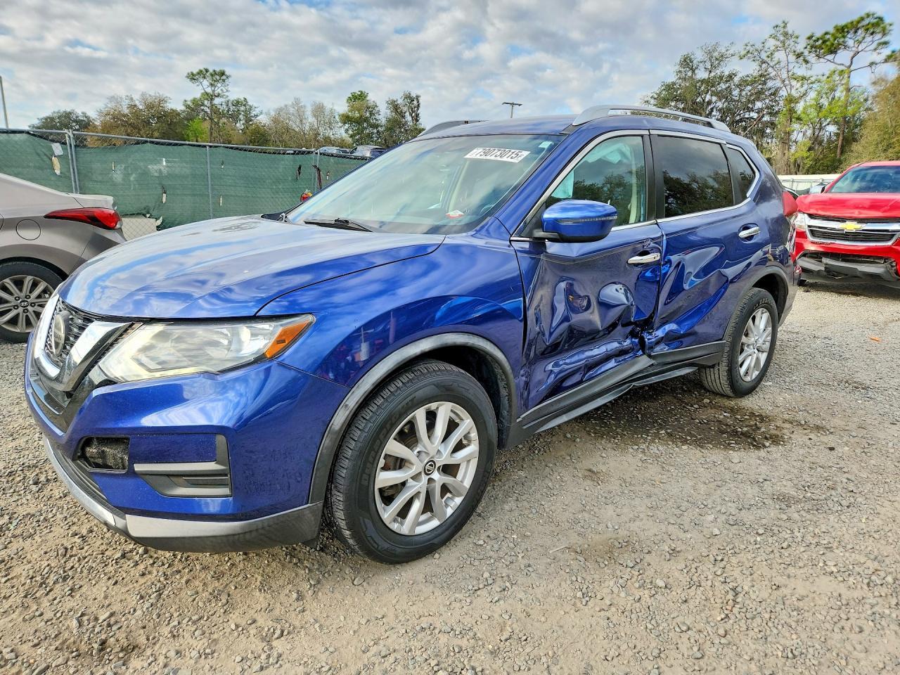 2018 Nissan Rogue Sv - zdjęcie główne
