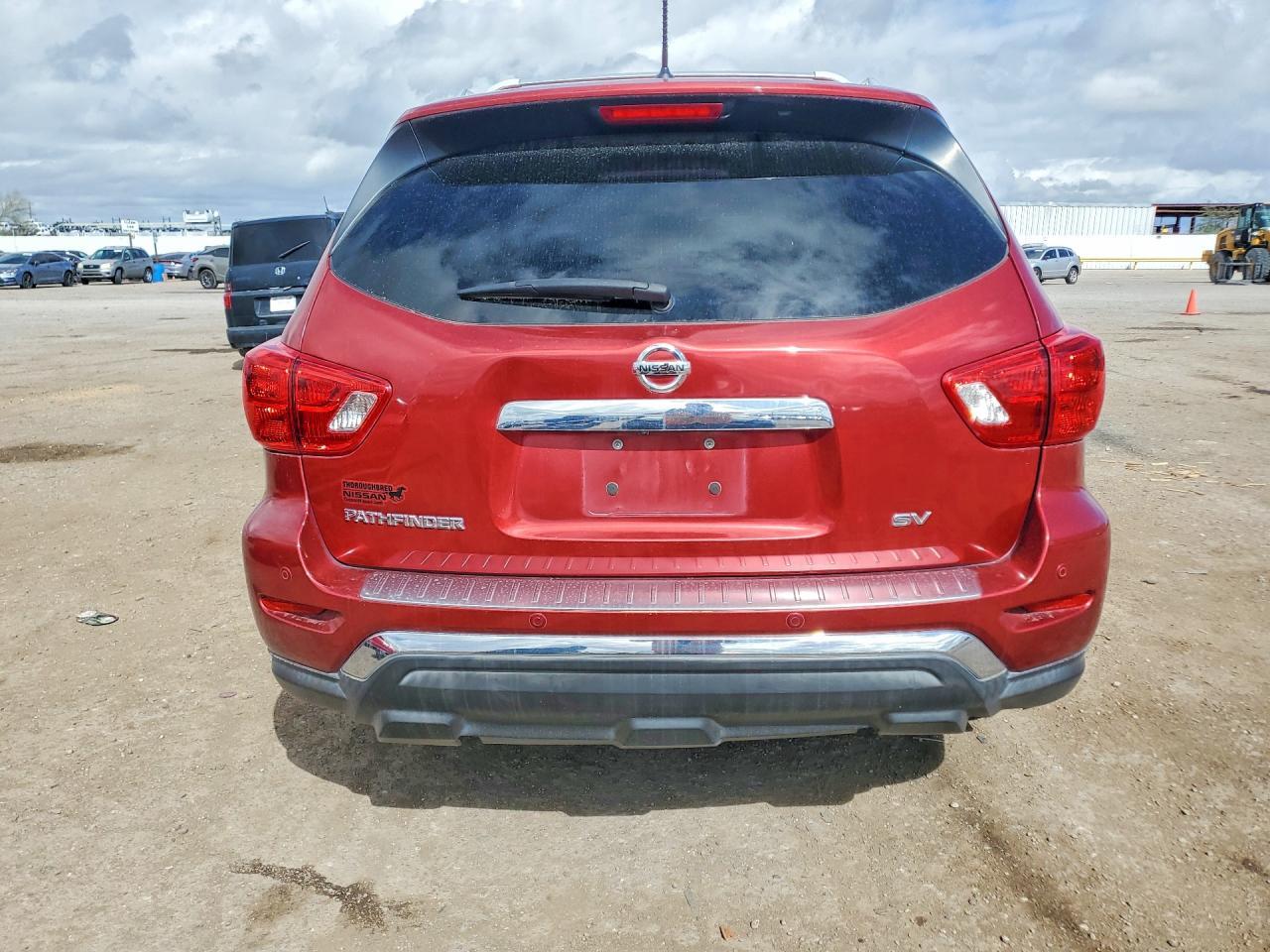 2017 Nissan Pathfinder S - zdjęcie 6