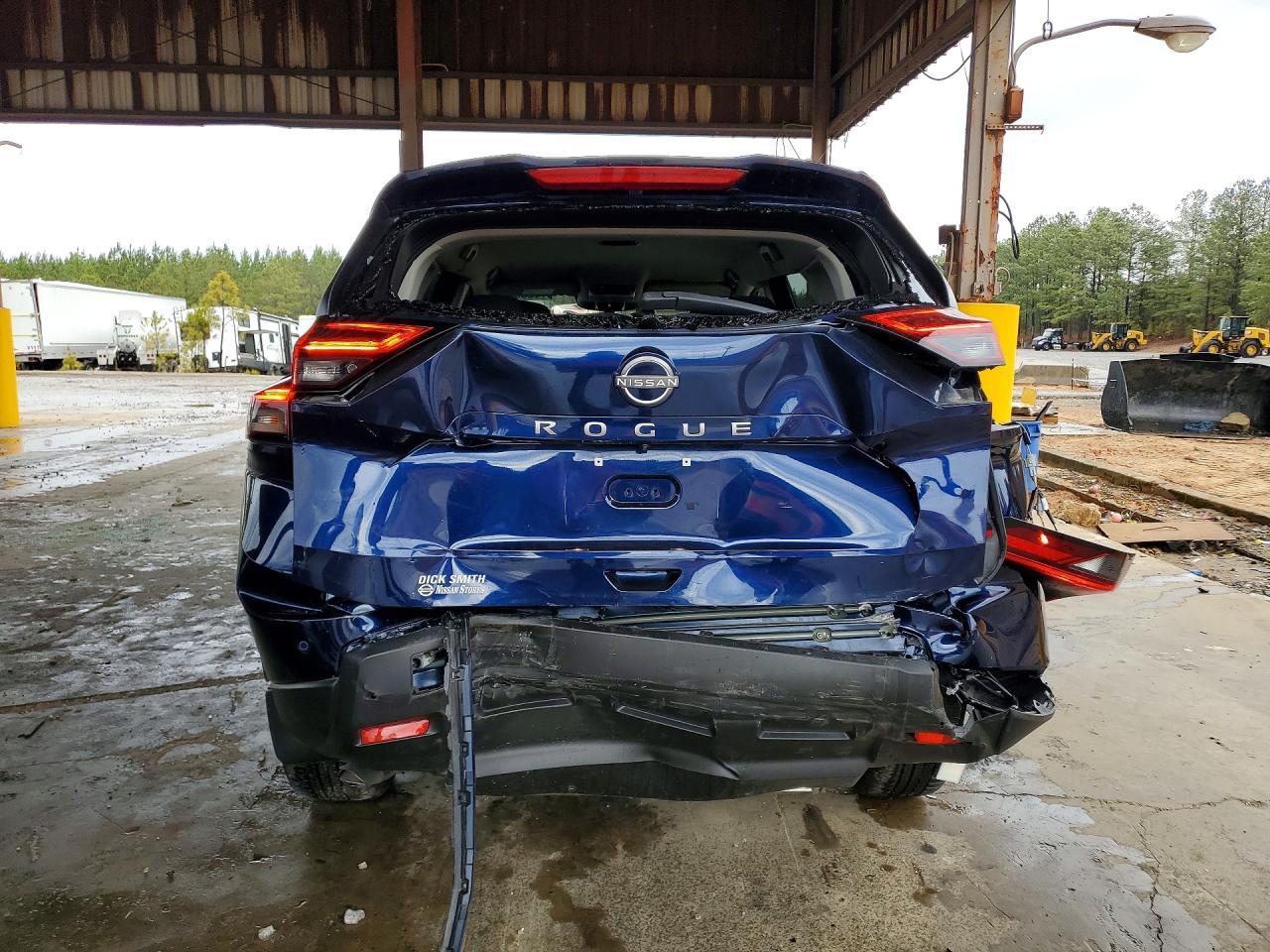 2025 Nissan Rogue Sv - zdjęcie 6