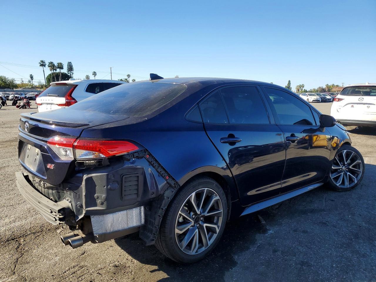 2022 Toyota Corolla Se - zdjęcie 3