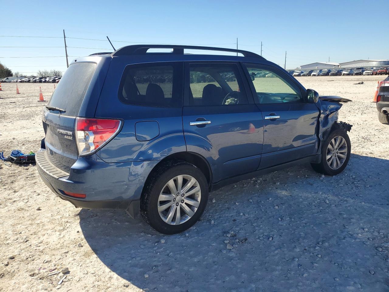 2013 Subaru Forester 2.5X Premium - zdjęcie 3