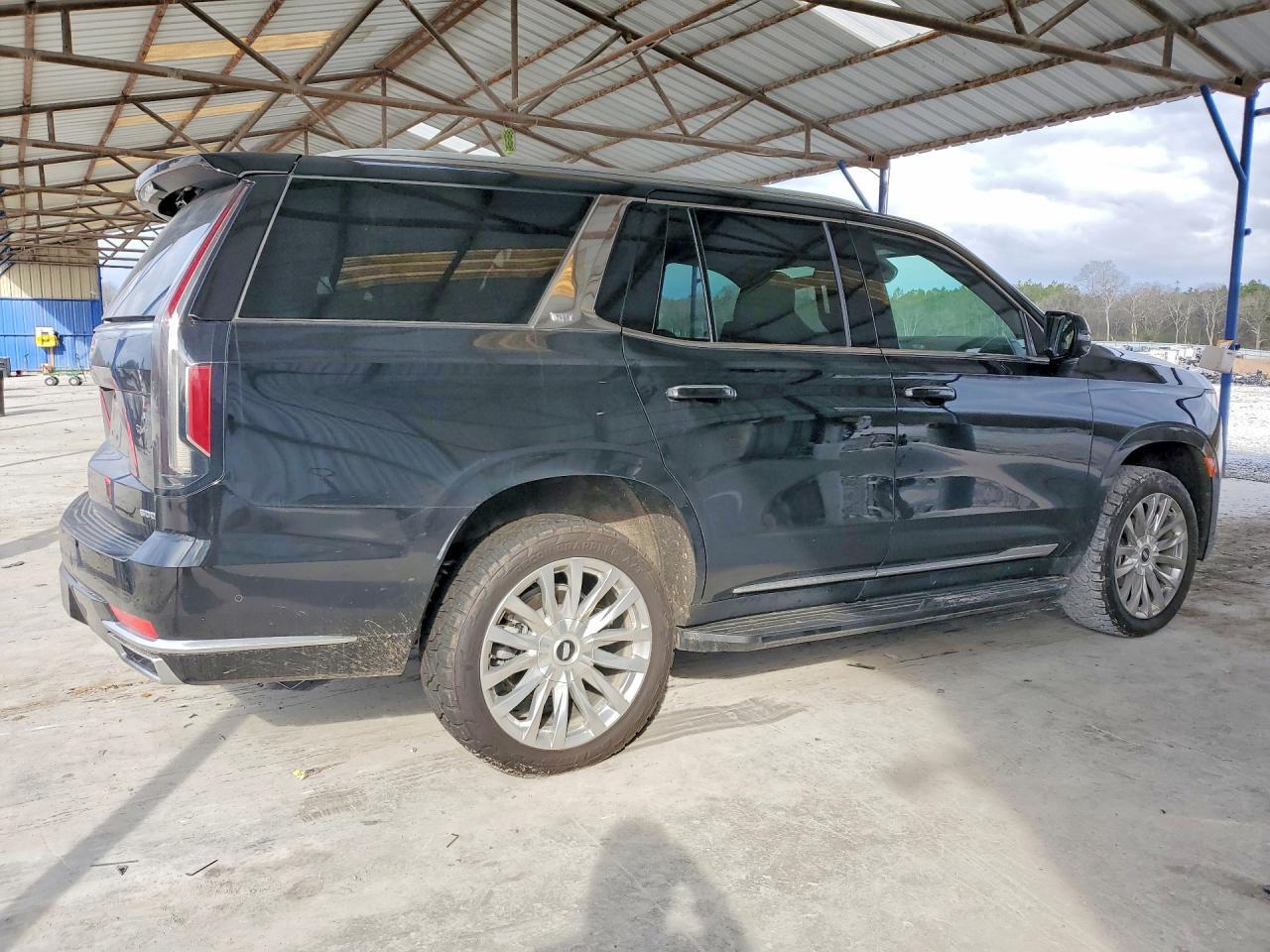 2023 Cadillac Escalade Premium Luxury - zdjęcie 3