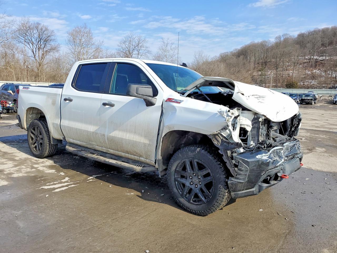 2021 Chevrolet Silverado K1500 Trail Boss Custom - zdjęcie 4