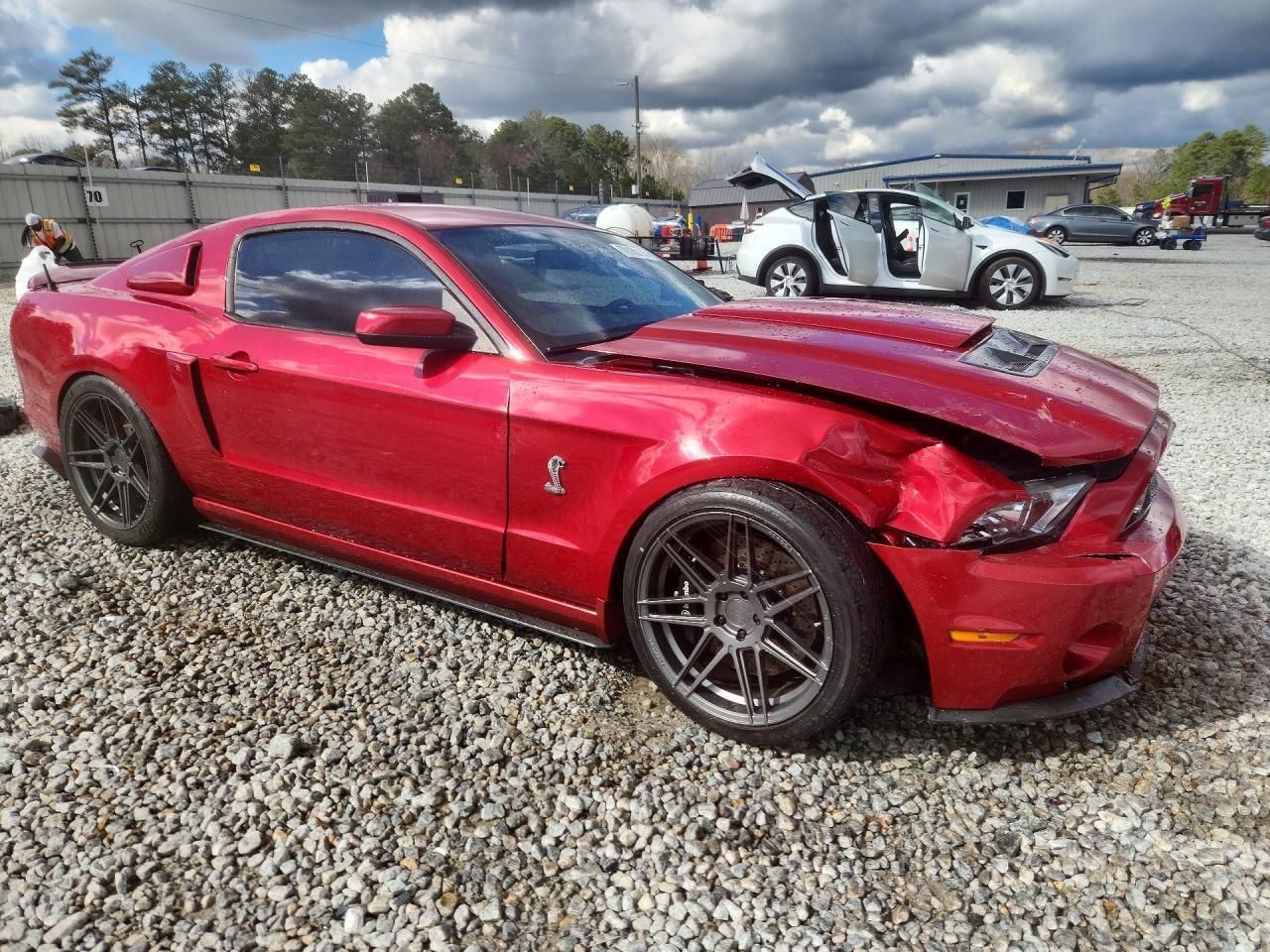 Ford Mustang - zdjęcie 4