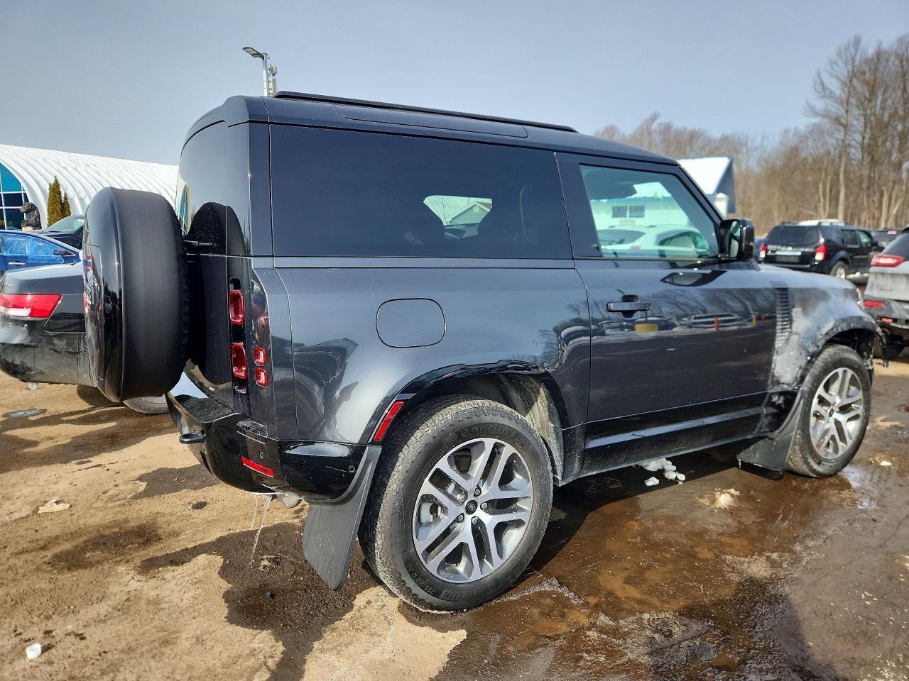 2025 Land Rover Defender 90 X-Dynamic Se - zdjęcie 3