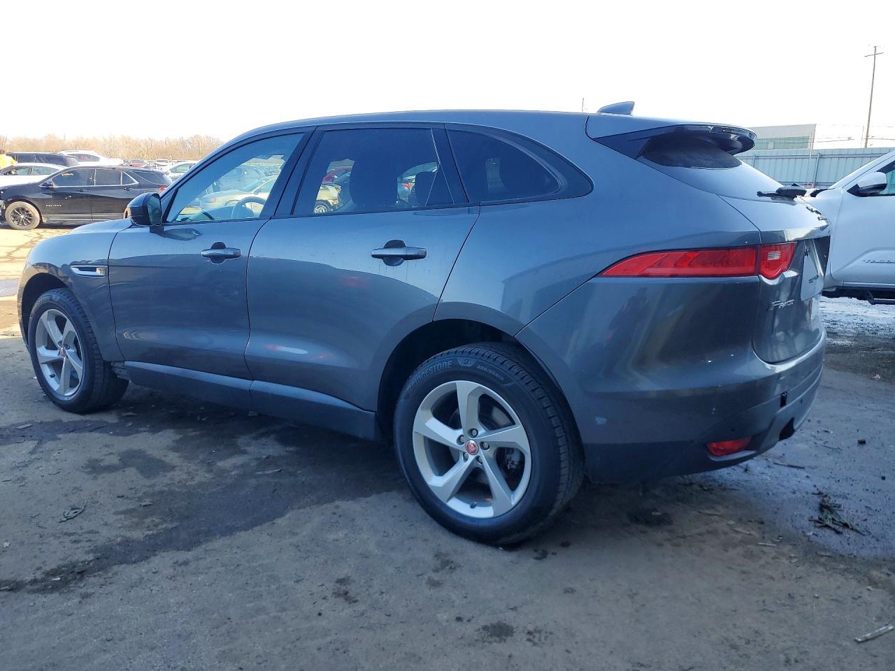2018 Jaguar F-Pace Premium - zdjęcie 2