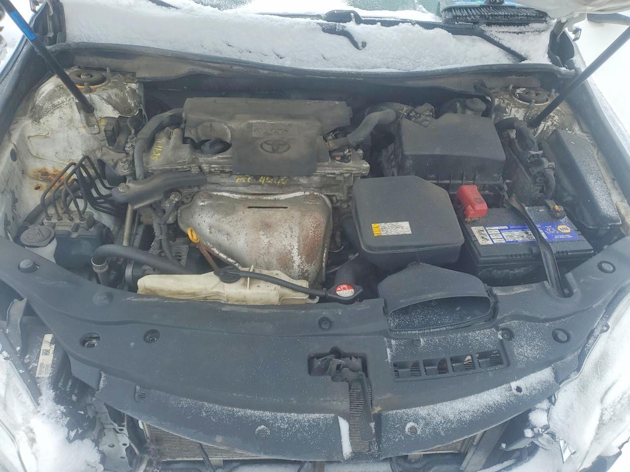 2016 Toyota Camry Le - zdjęcie 11