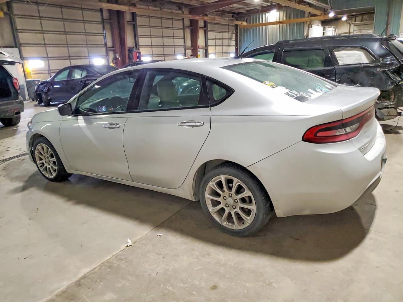 2013 Dodge Dart Limited - zdjęcie 2