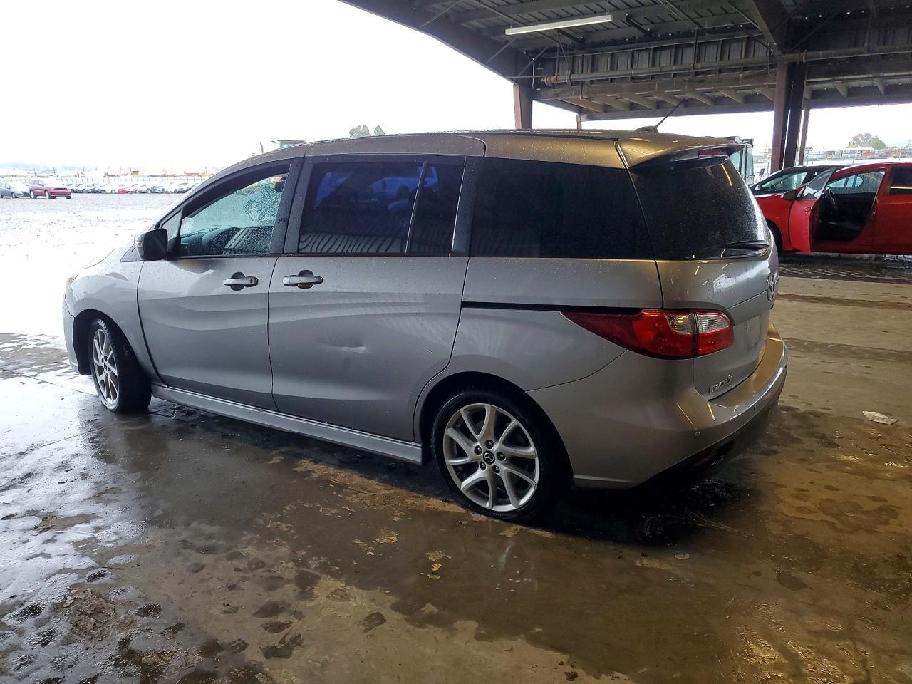 2015 Mazda 5 Grand Touring - zdjęcie 2