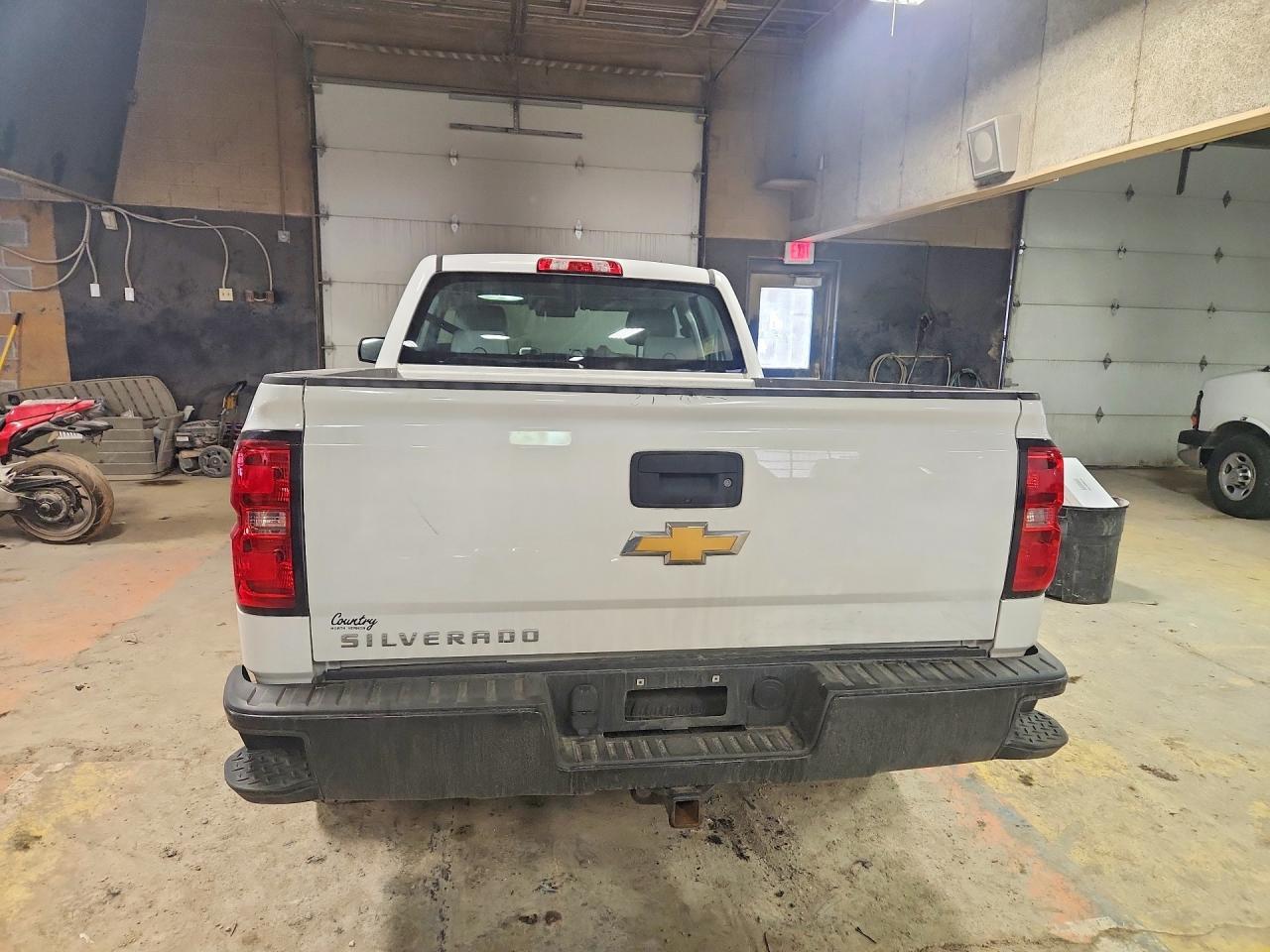 2018 Chevrolet Silverado C1500 - zdjęcie 6