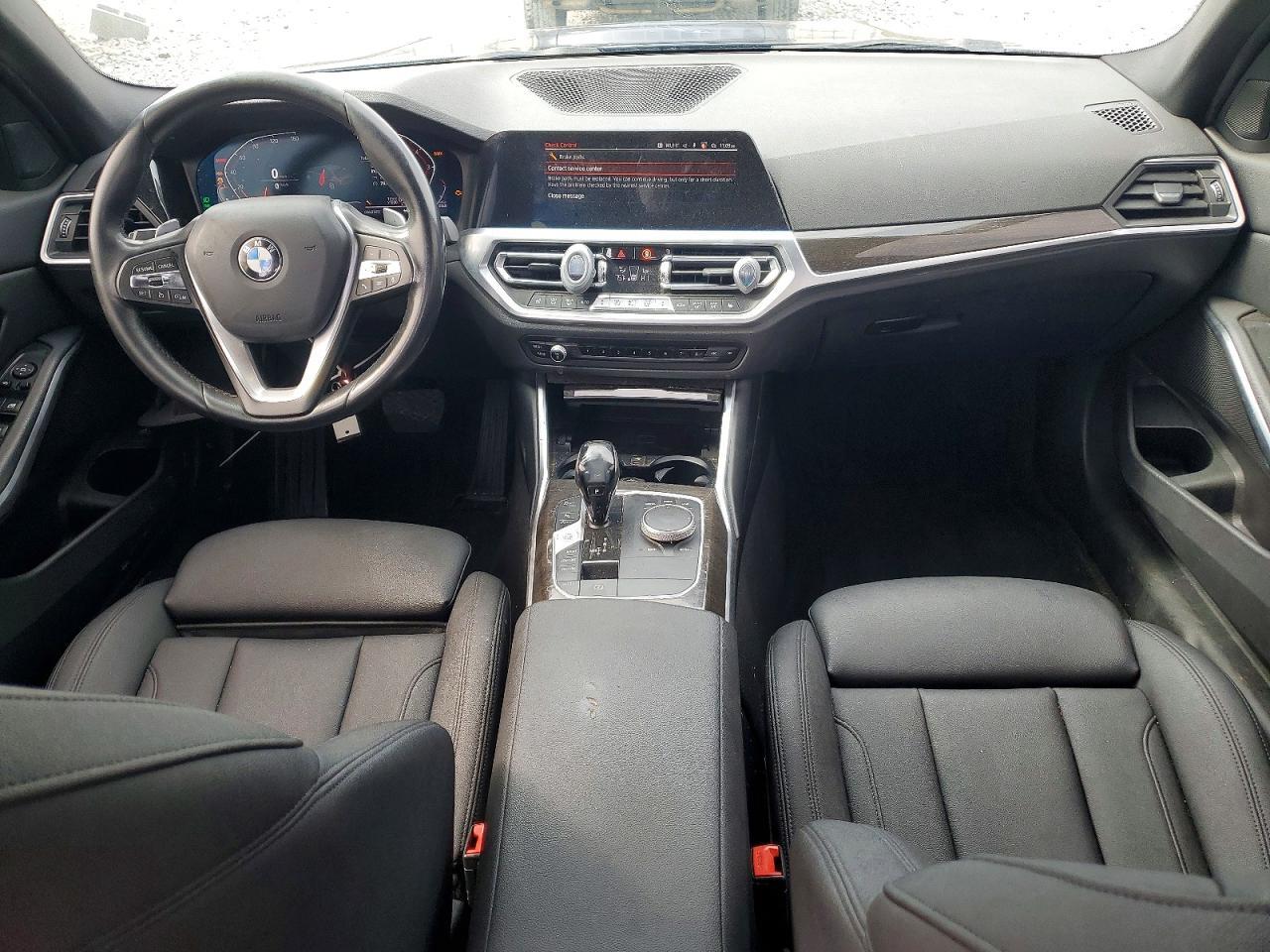 2020 BMW 330Xi - zdjęcie 8