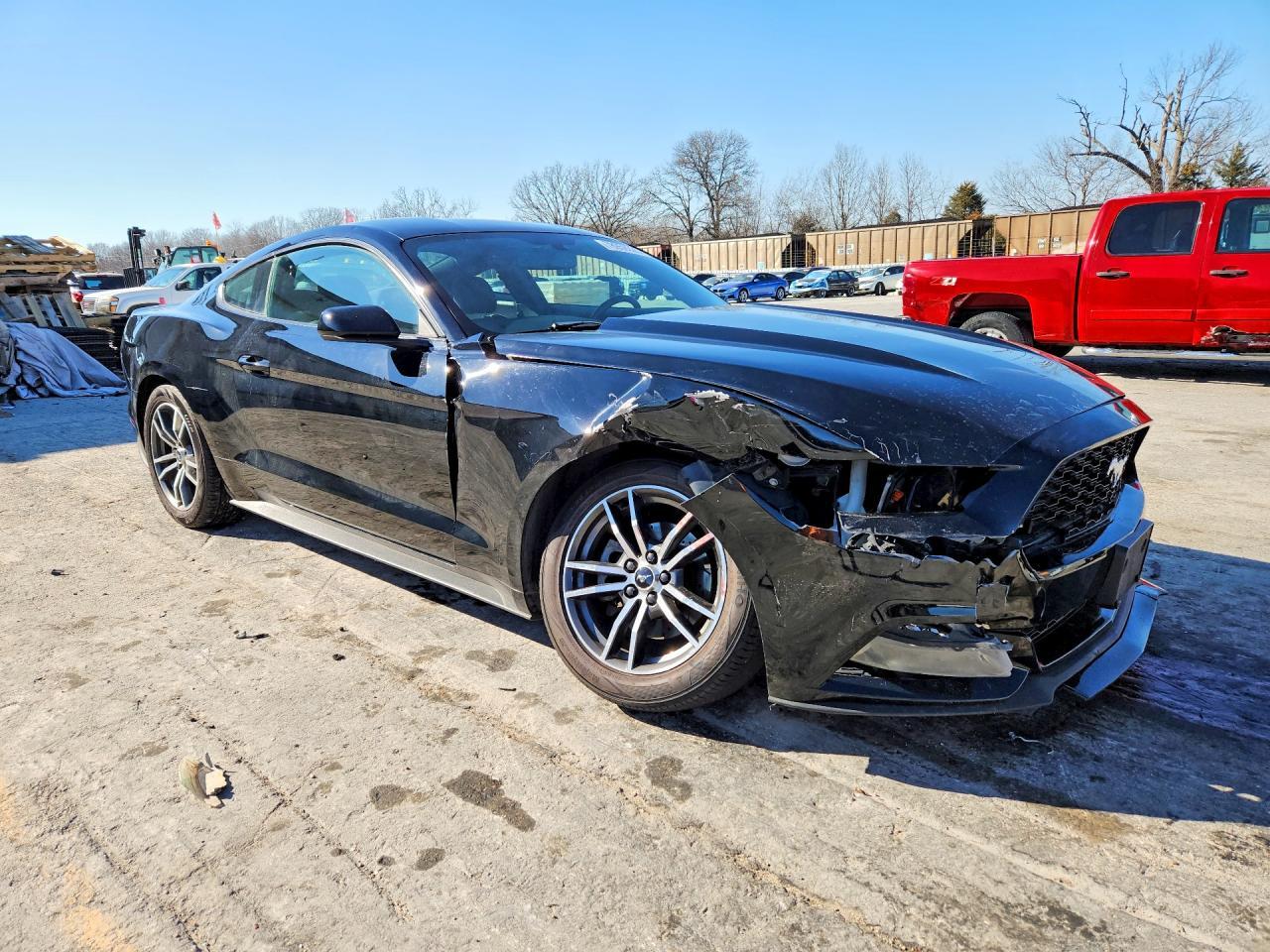 2017 Ford Mustang - zdjęcie 4