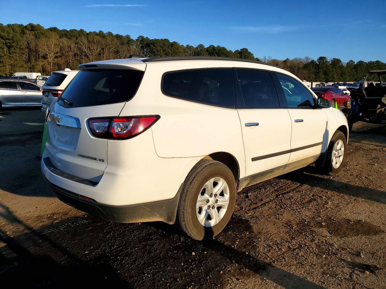 2016 Chevrolet Traverse Ls - zdjęcie 3