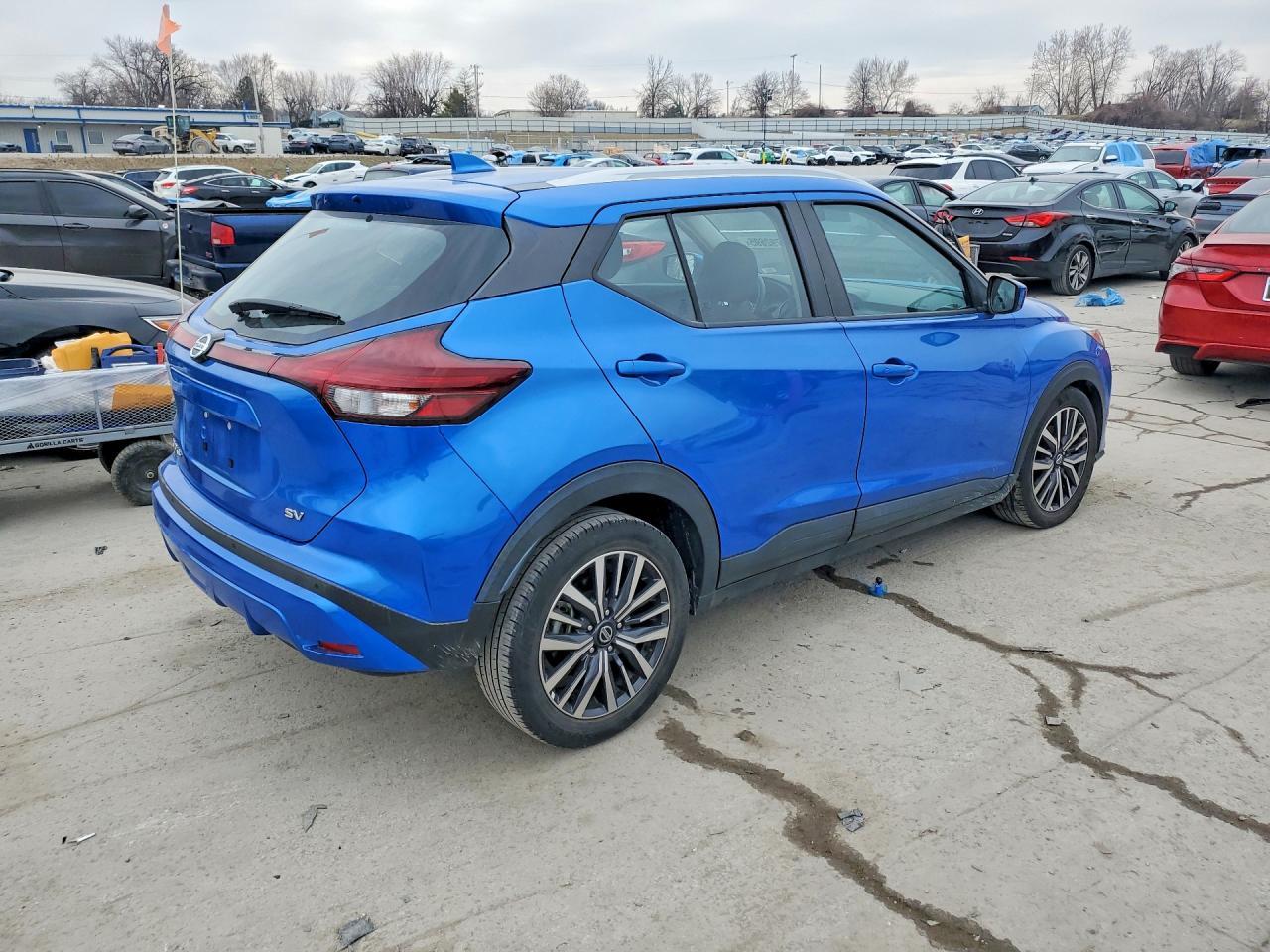 2021 Nissan Kicks Sv - zdjęcie 3