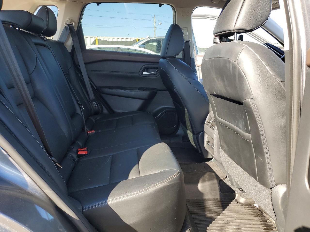 2022 Nissan Rogue Sl - zdjęcie 11