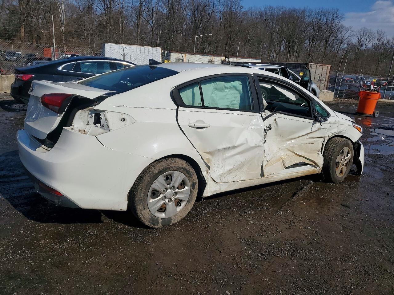 2017 Kia Forte Lx - zdjęcie 3