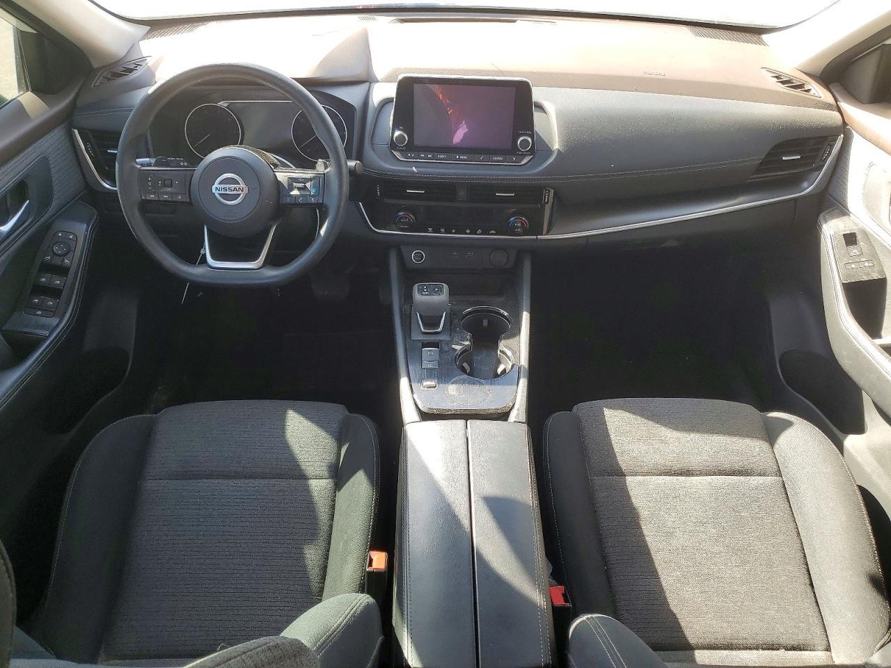 2021 Nissan Rogue Sv - zdjęcie 8