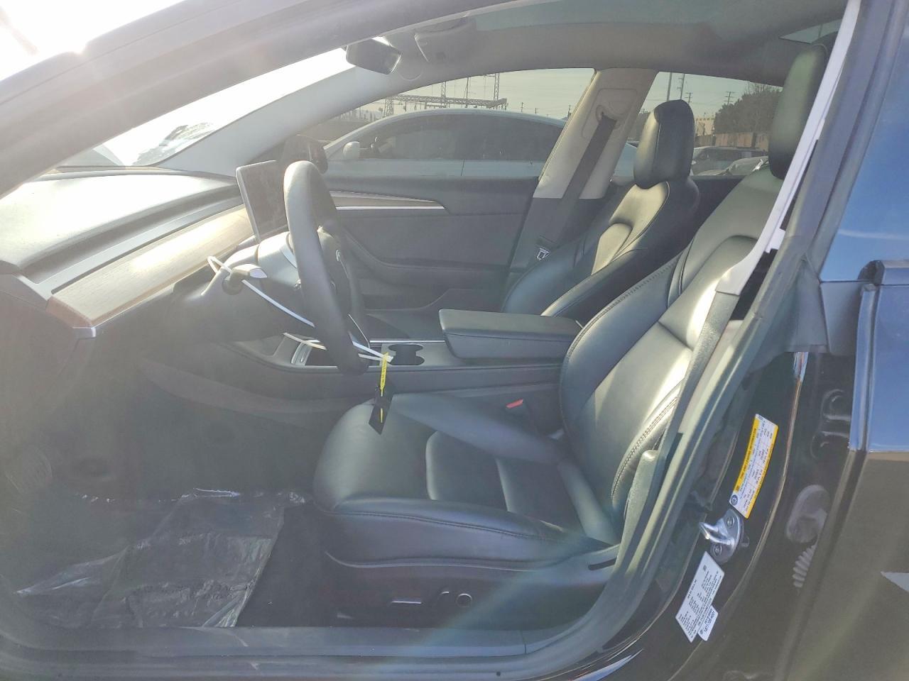 2022 Tesla Model 3 - zdjęcie 7