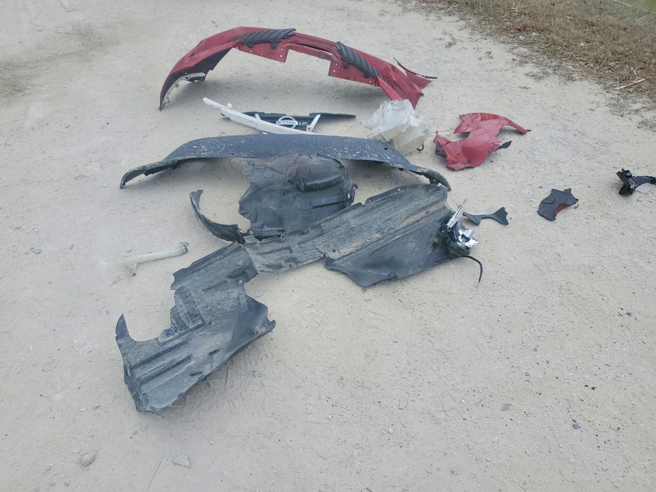 2014 Nissan Juke S - zdjęcie 12