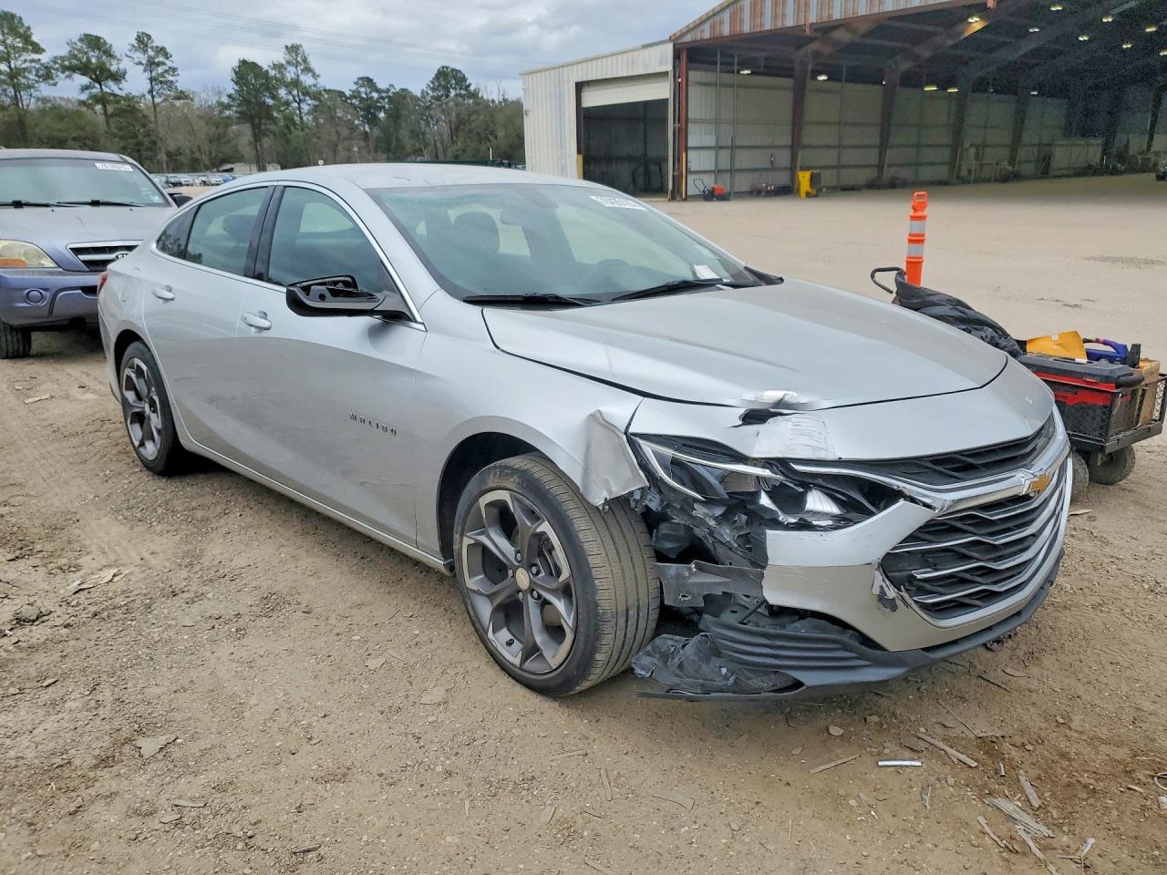 2022 Chevrolet Malibu Lt - zdjęcie 4
