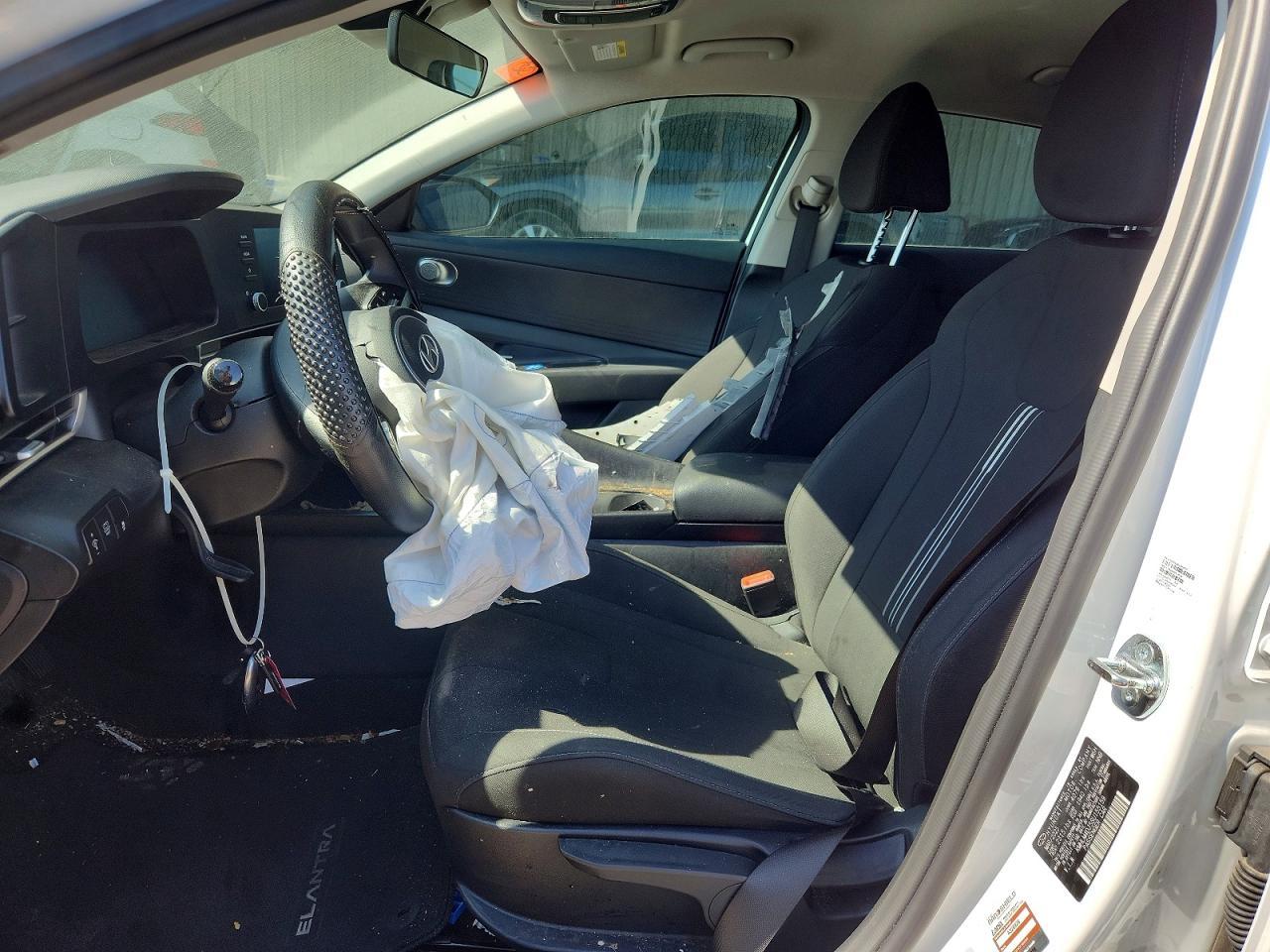 2025 Hyundai Elantra Hybrid Blue - zdjęcie 7