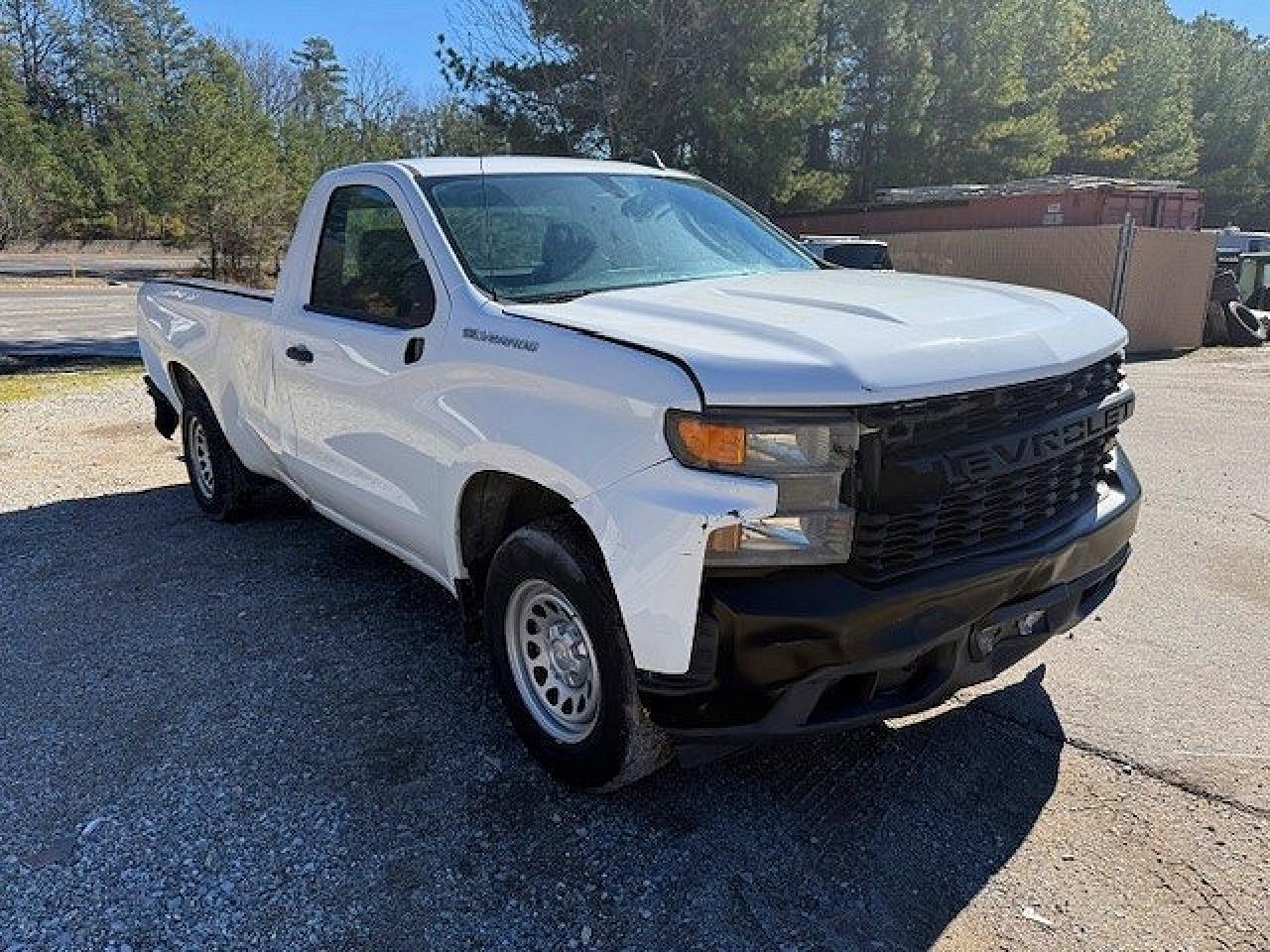 2021 Chevrolet Silverado C1500 - zdjęcie 2