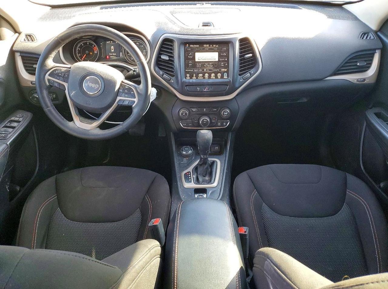 2017 Jeep Cherokee Latitude - zdjęcie 8