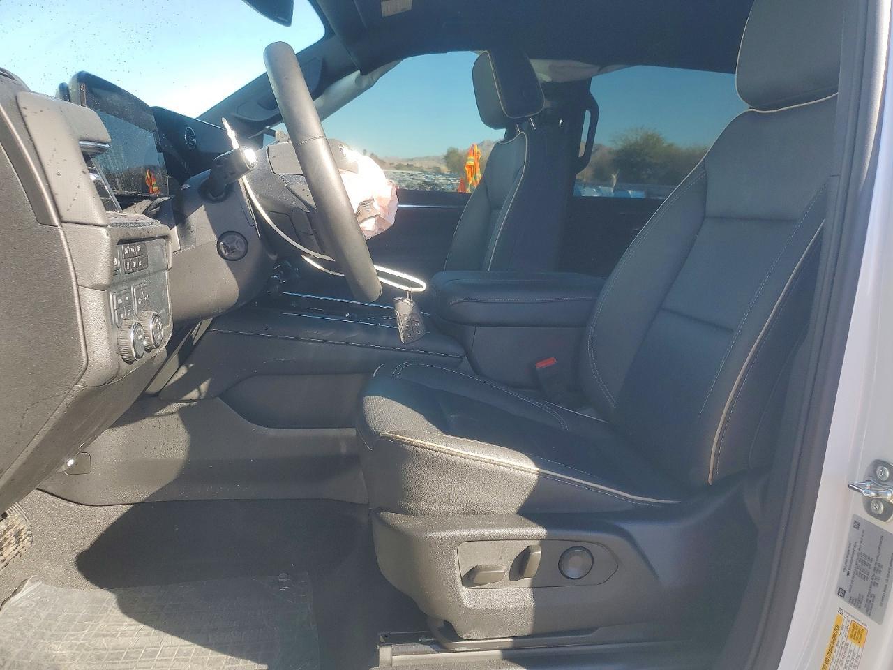 2025 Chevrolet Tahoe K1500 Premier - zdjęcie 7