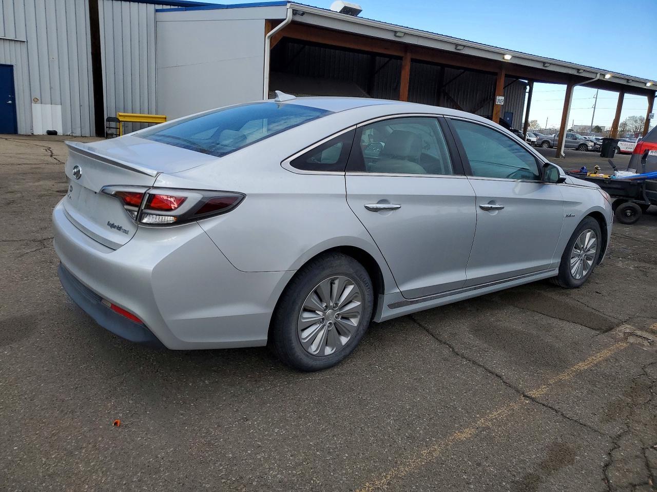 2016 Hyundai Sonata Hybrid Se - zdjęcie 3