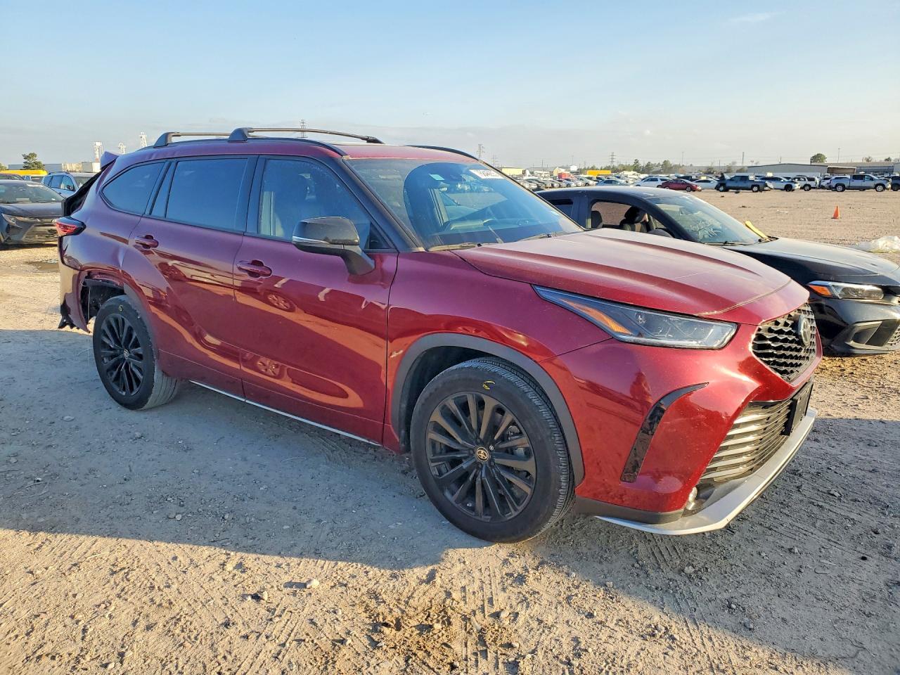 2023 Toyota Highlander L - zdjęcie 4