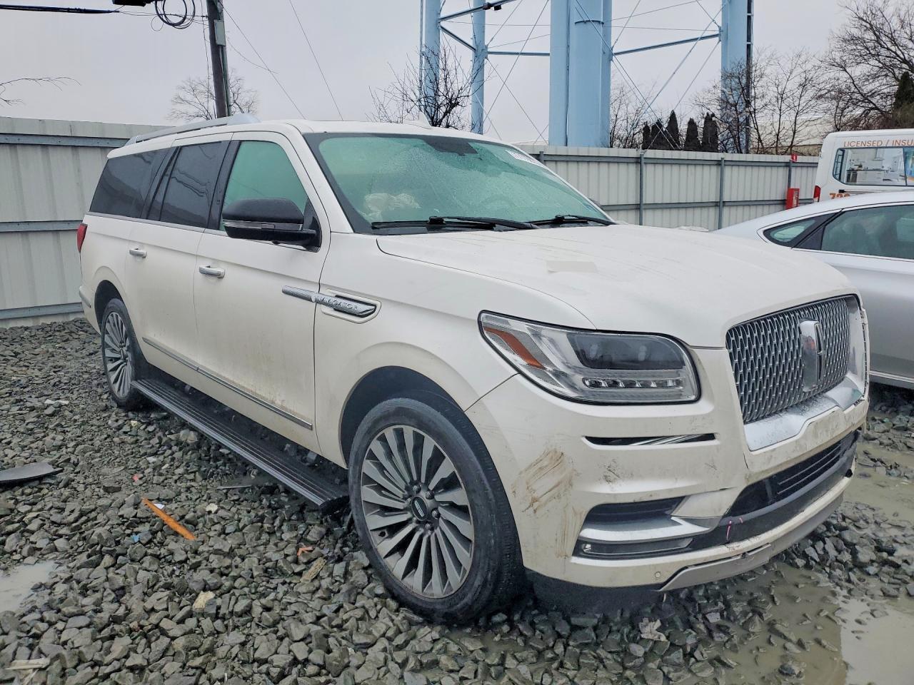 2018 Lincoln Navigator L Reserve - zdjęcie 4