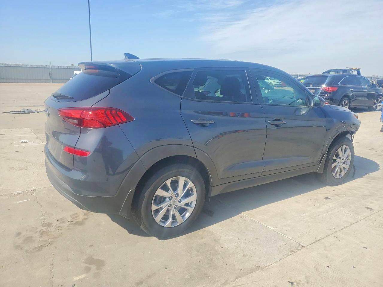 2021 Hyundai Tucson Se - zdjęcie 3
