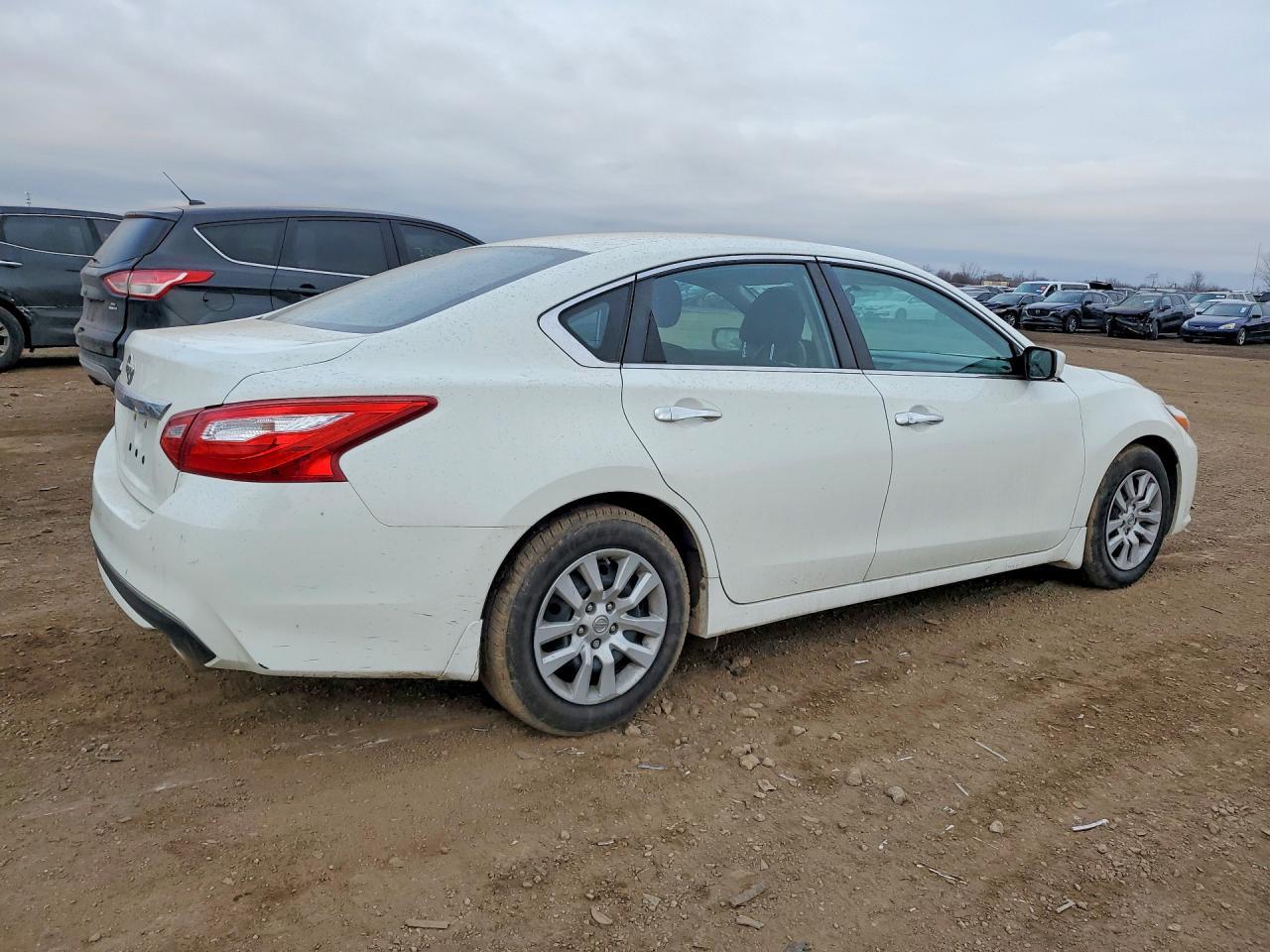 2017 Nissan Altima 2.5 - zdjęcie 3