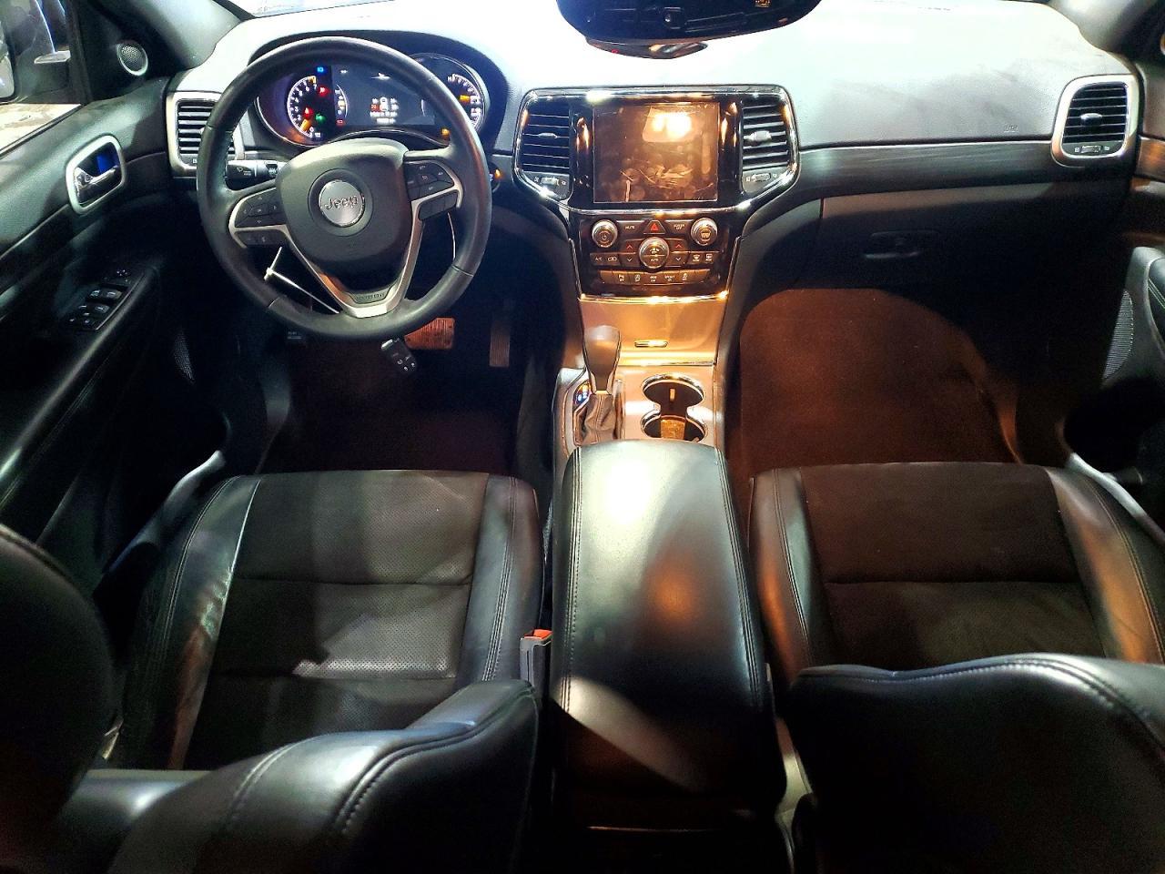 2019 Jeep Grand Cherokee Laredo - zdjęcie 8