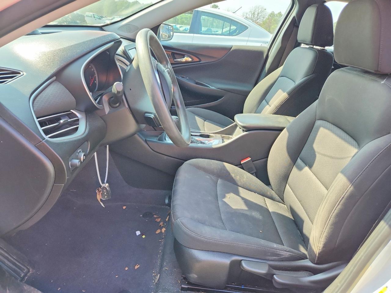 2018 Chevrolet Malibu Ls - zdjęcie 7