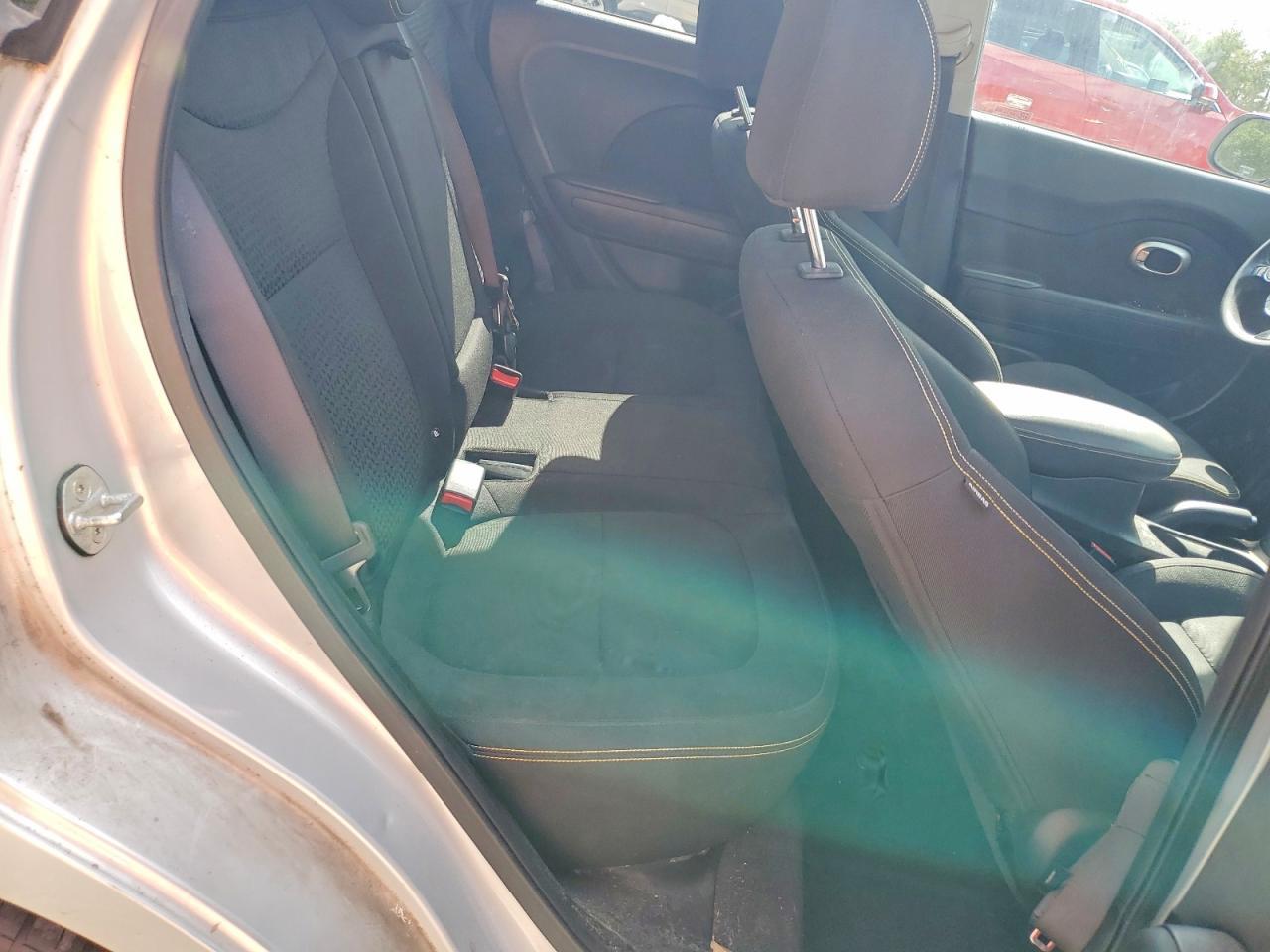 2014 Kia Soul + - zdjęcie 11