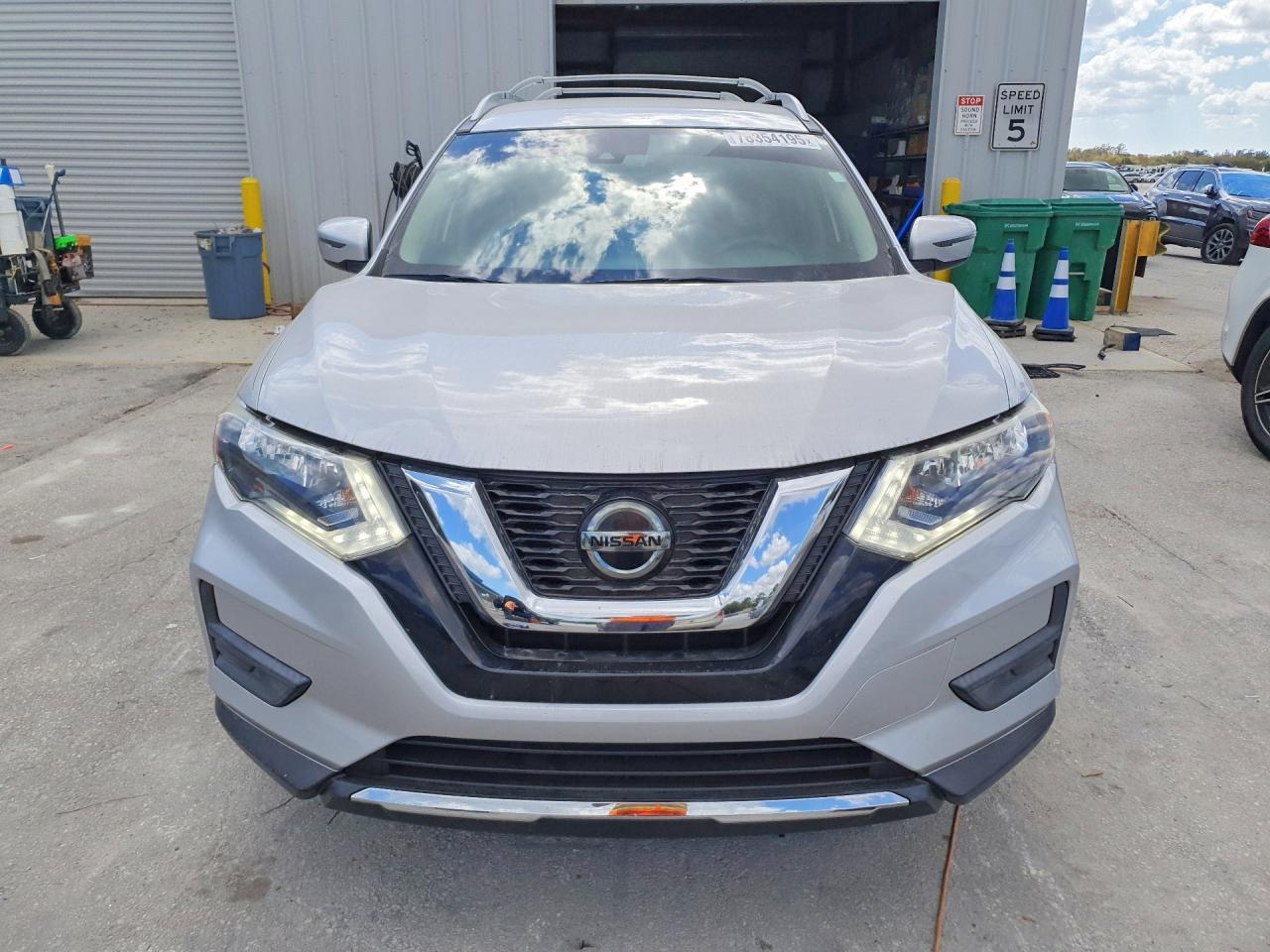 2020 Nissan Rogue Sv - zdjęcie 5